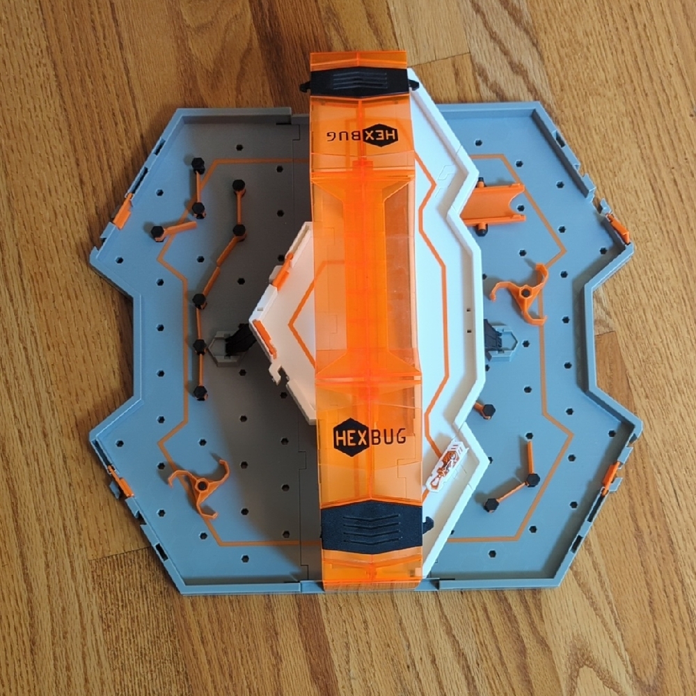 Hexbug Orange and Gray Battle Arena Plus